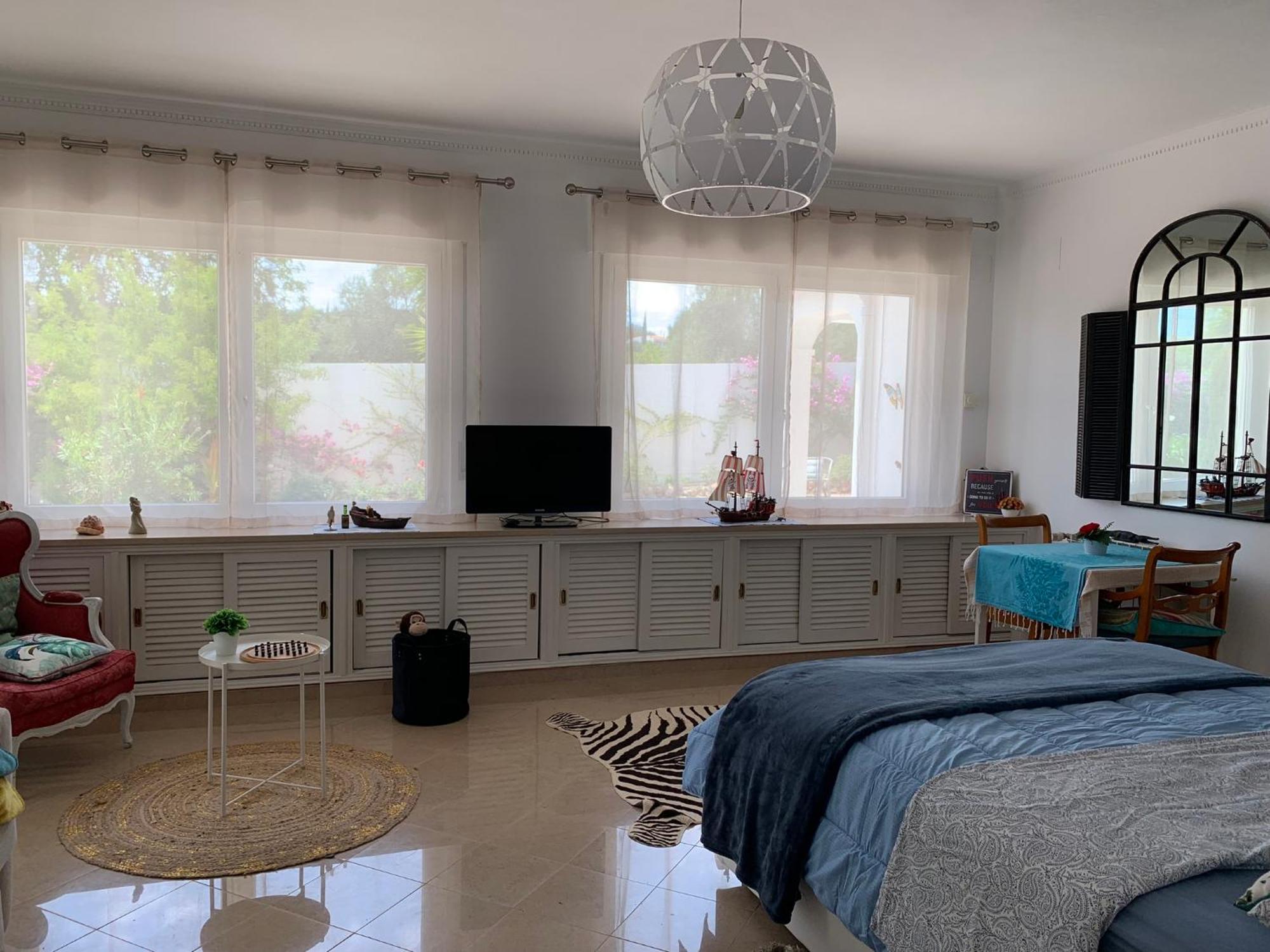 Holiday home De La Casa Paraiso Avec, En Plus, Terrasse Privative Exterieure Semi Couverte Equipee D'un Salon D'un Coin Repas D'une Kitchenette, La Grande Piscine Et Les Jardins Sont Partages, A Proximite Des Plages De Fuseta Et De La Ria Formosa Moncarapacho
