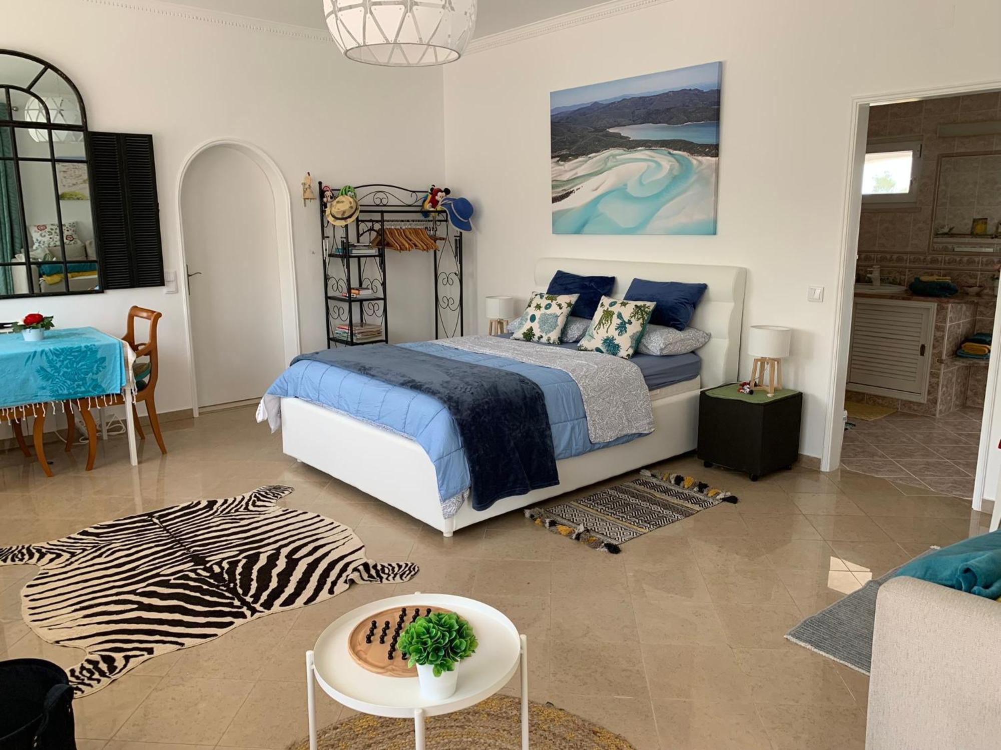 De La Casa Paraiso Avec, En Plus, Terrasse Privative Exterieure Semi Couverte Equipee D'un Salon D'un Coin Repas D'une Kitchenette, La Grande Piscine Et Les Jardins Sont Partages, A Proximite Des Plages De Fuseta Et De La Ria Formosa Holiday home *